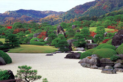 美しき絶景を魅せる庭園と横山大観など近代日本の名画が楽しめる島根県の美術館、足立美術館