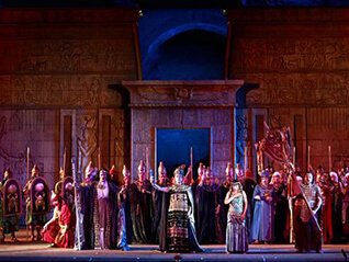 市民交流プラザ開館記念連携事業　煌めくアイーダの世界