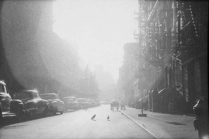 ソール・ライター 《ニューヨーク》 1950年代、ゼラチン・シルバー・プリント ©Saul Leiter Foundation