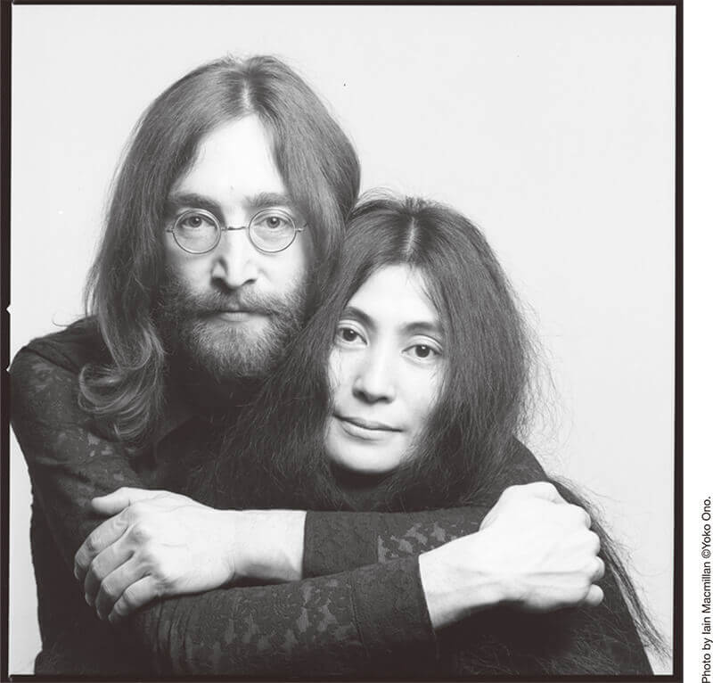 ジョン レノンとオノ ヨーコという伝説的なカップルの軌跡を 彼ら自身の言葉や作品で辿る展覧会 Double Fantasy John Yoko が 年10月9日よりソニーミュージック六本木ミュージアムにて開催 Feature アートニュース 特集記事 美術館 展覧会情報サイト