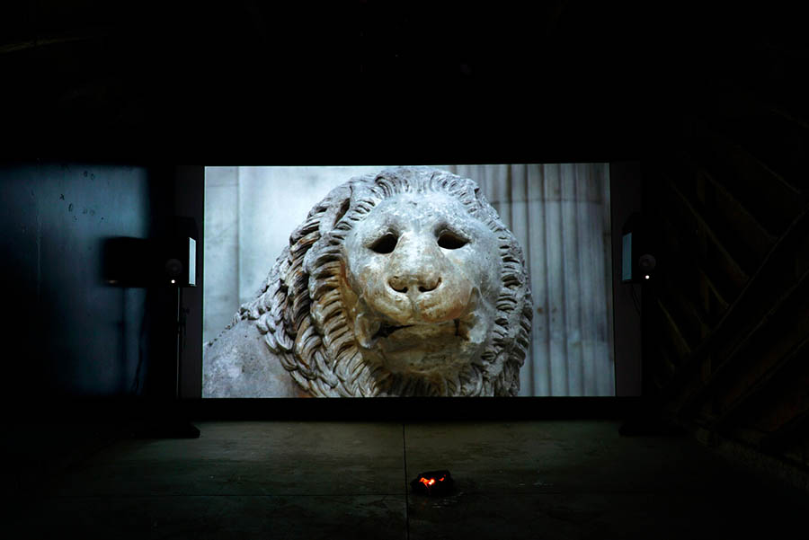 長坂有希 : Living with Otherness モエレ沼公園-3