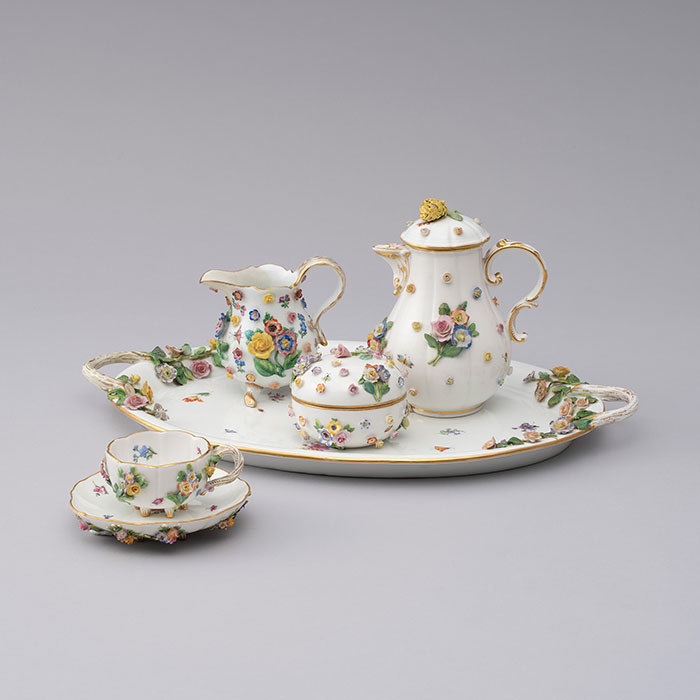 ティーカップ・メリーゴーラウンド　ヨーロッパの陶磁にみるモダンデザイン100年 岐阜県現代陶芸美術館（セラミックパークMINO）-2