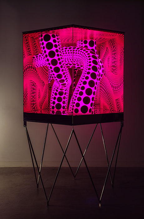 草間彌生　闘う女／絵を描く少女 草間彌生美術館-6