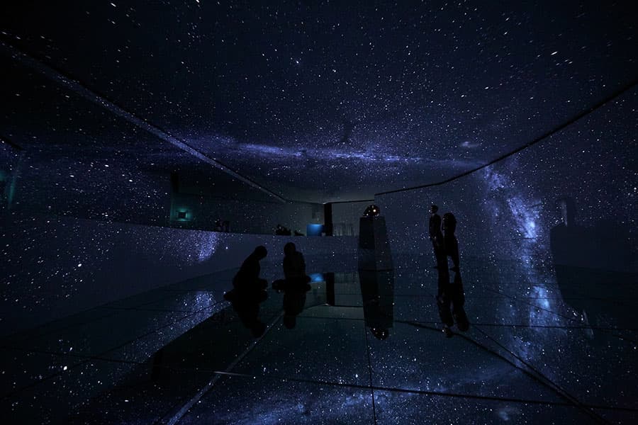 『チ。 ―地球の運動について―』×東京シティビュー ～世界の見方が変わる体験を、展望台で～ 六本木ヒルズ展望台 東京シティビュー-5