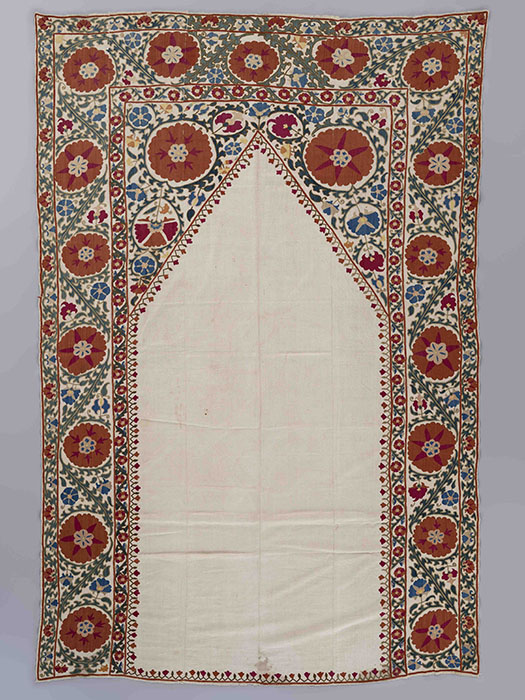 中央アジアの手仕事　―華麗なる刺繍とジュエリー　広島県立美術館コレクションより― 渋谷区立松濤美術館-4