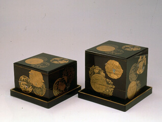 企画展「工芸に生きつづける花と鳥」