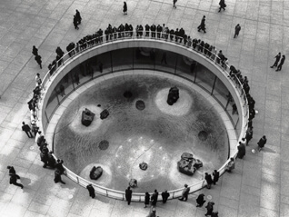 20世紀の総合芸術家 イサム・ノグチ ―彫刻から身体・庭へ―