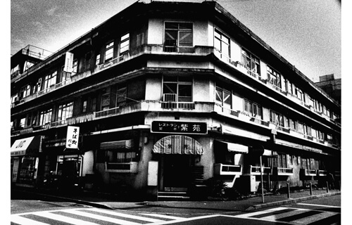 石内 都　肌理（きめ）と写真 横浜美術館-4