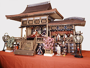 企画展 ひなを楽しむ―旧家のひな飾り―