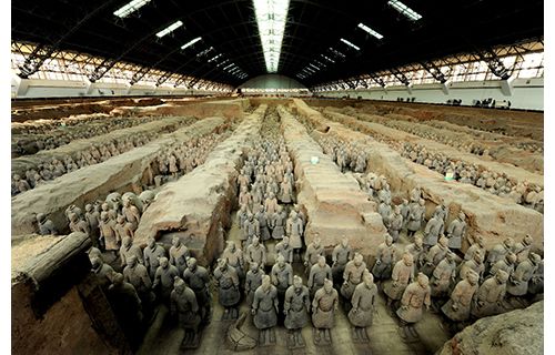 特別展「始皇帝と大兵馬俑」 | 九州国立博物館 | 美術館・展覧会情報サイト アートアジェンダ