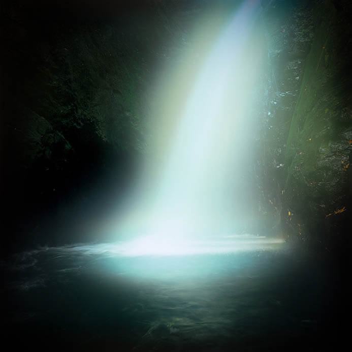 野村恵子×古賀絵里子「Life Live Love」展 入江泰吉記念奈良市写真美術館-3