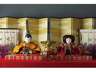 ～桐村喜世美氏所蔵品受贈記念～岩﨑家のお雛さまと御所人形