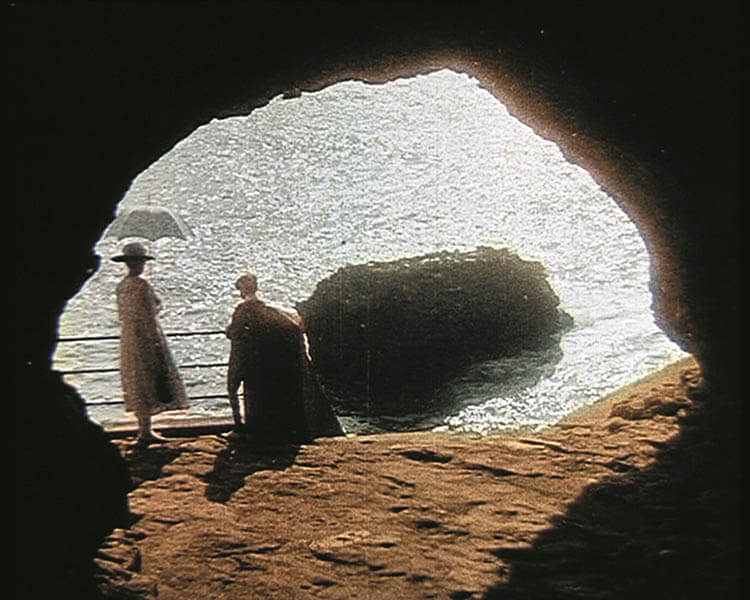 イメージの洞窟　 意識の源を探る 東京都写真美術館-1