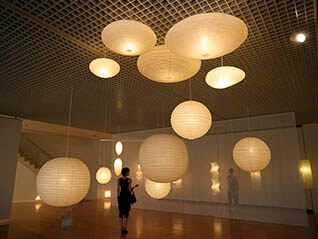 所蔵品展「イサム・ノグチ　あかり展」