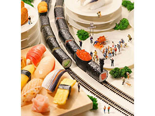 ミニチュアライフ展 ー田中達也 見立ての世界ー