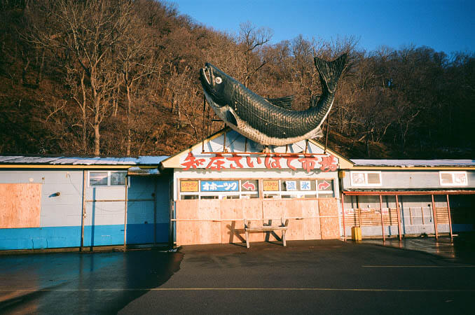 影を刺す光－三嶽伊紗+守屋友樹 展 京都芸術センター-4