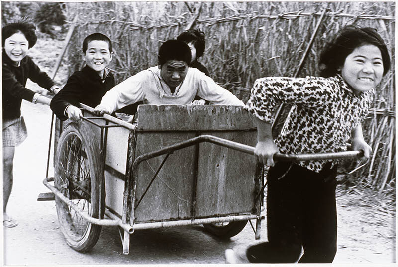 美術館コレクション展 「沖縄美術の流れ (写真)」 「子どもの情景」 「沖縄美術の流れ (絵画)」 沖縄県立博物館・美術館（おきみゅー）-1