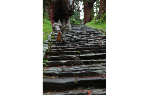 ホーリー・マウンテンズ　内なる聖山へ続く三本の足跡 モエレ沼公園-2