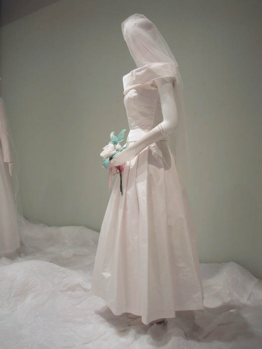 神戸ファッション都市宣言50周年記念 特別展 「祝祭の景色 ～世界の結婚式～」 神戸ファッション美術館-2