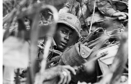 青森県立美術館開館10周年記念 「生誕80周年　澤田教一：故郷と戦場」  青森県立美術館-1