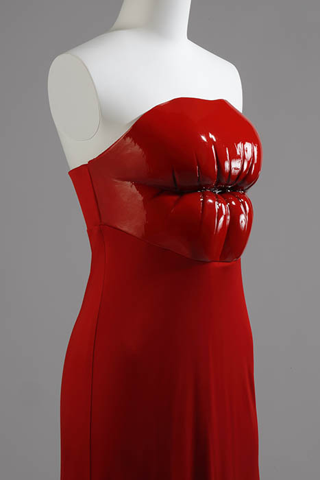 LOVE ファッション―私を着がえるとき | 京都国立近代美術館 | 美術館